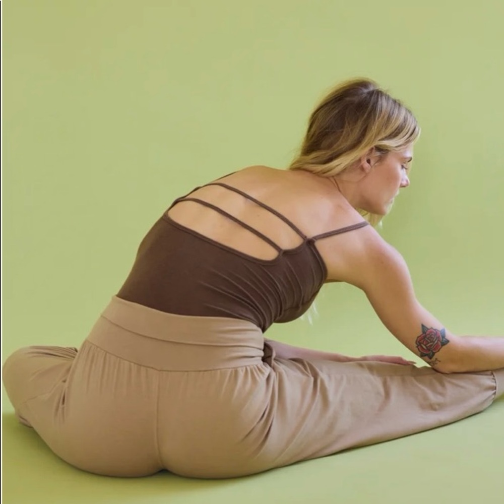 YUCCA STRAPPY BACK TANK / ACORN